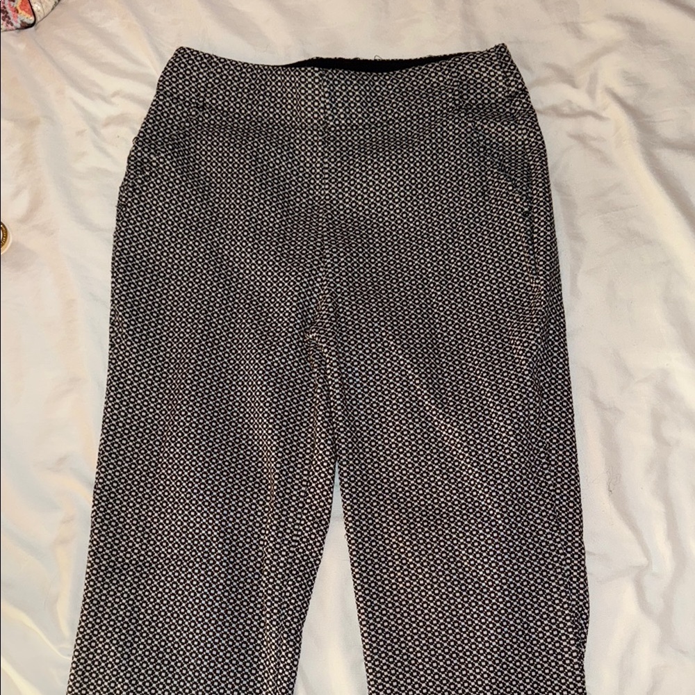 Chic Black and White Patterned Pants